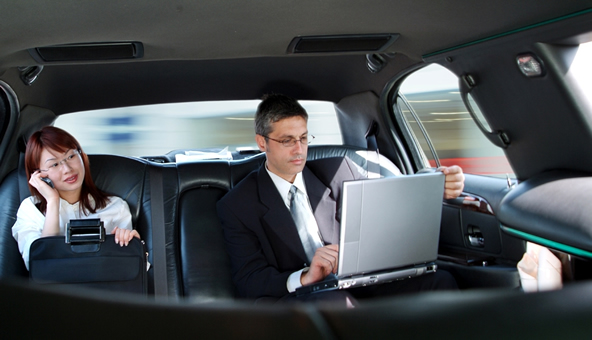 The Right Time to Book Limousine Service