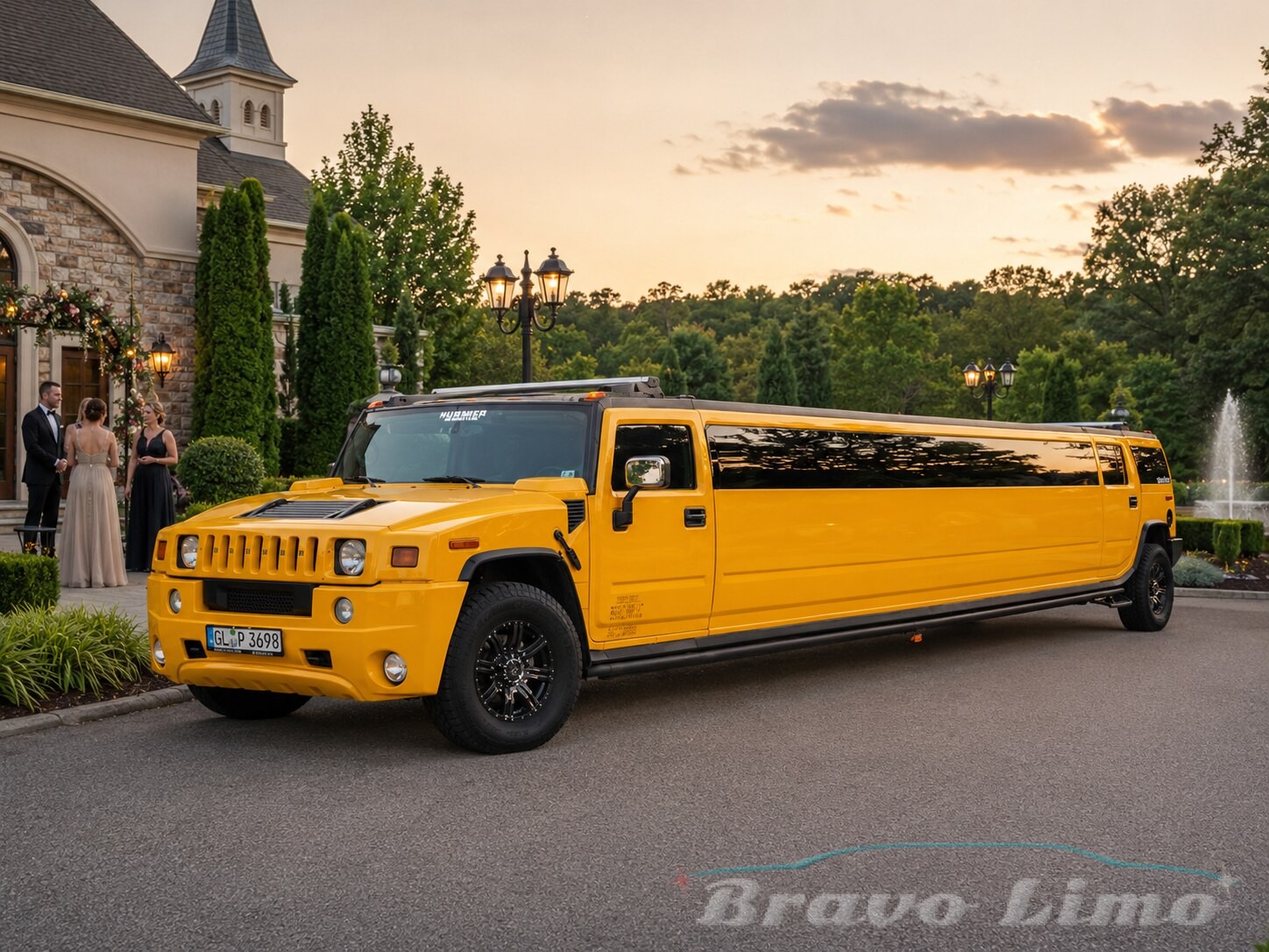 Yellow Hummer H2 Limo (18&ndash;20 Comfort / 22 Max)
